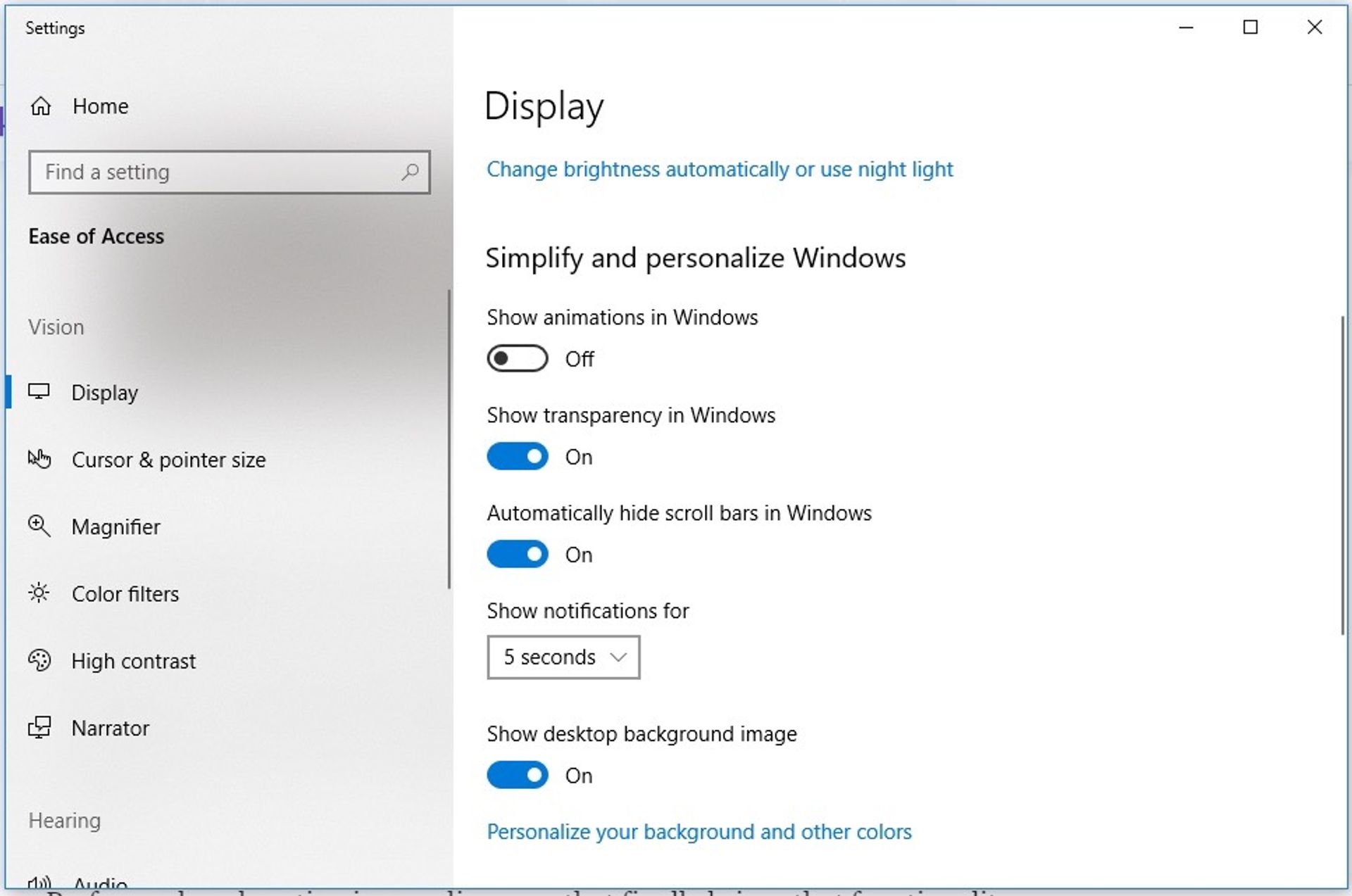 Screenshot showing how to turn off animations in Windows10, on the screen are display settings. Drawing attention to the animation setting which is toggled off